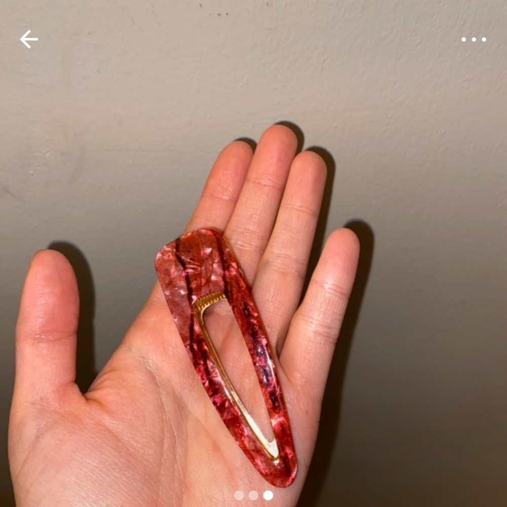 Hair clip - Picture 3 of 3